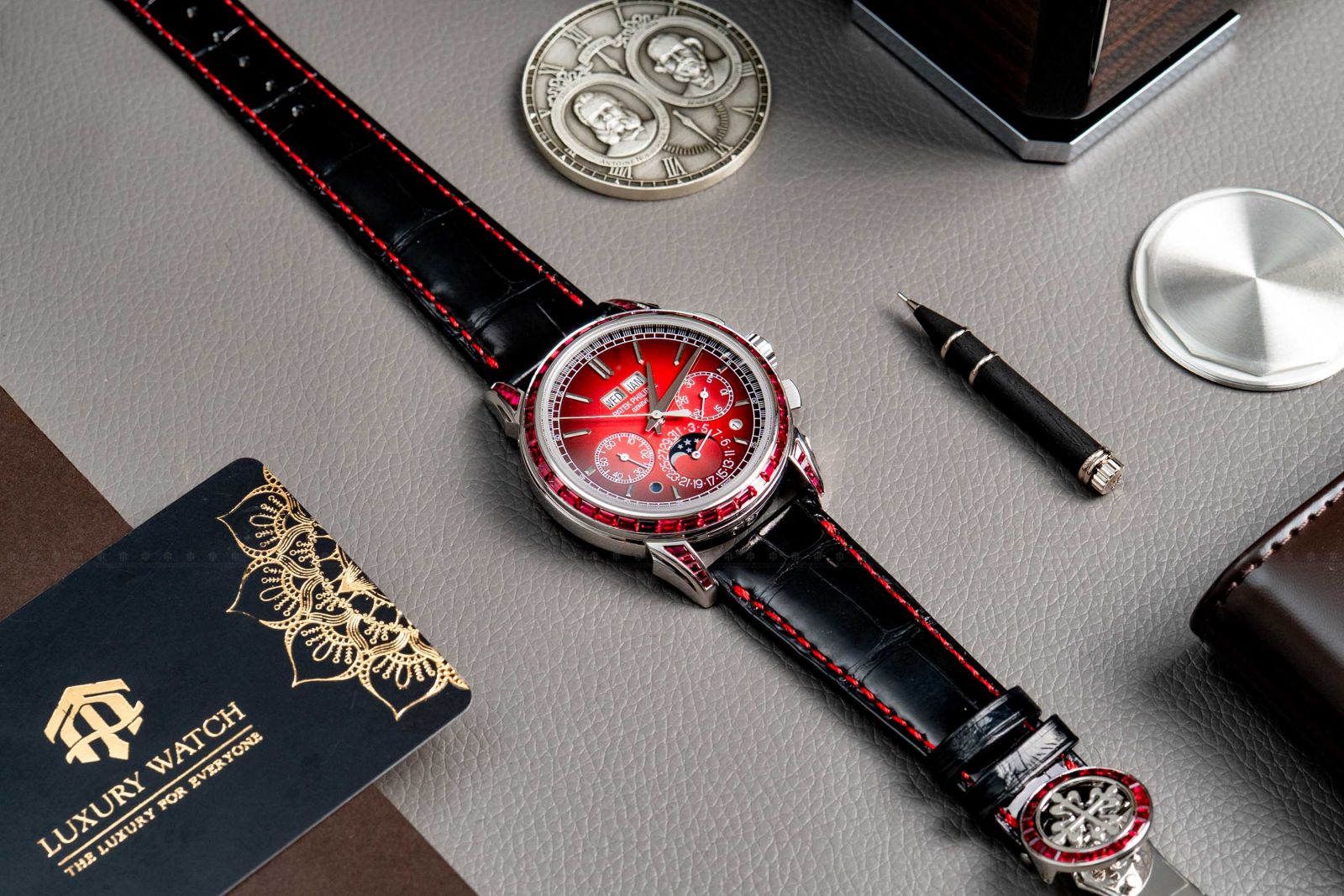 TA LUXURY WATCH